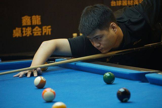 初几米上稍 初几米上稍